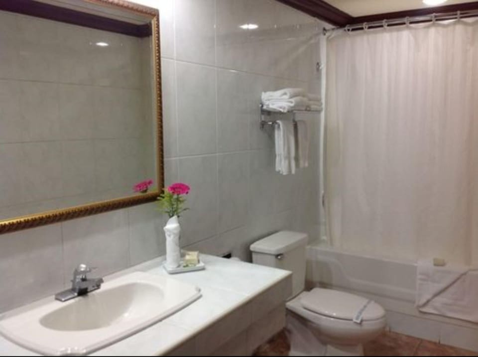 Free toiletries, towels