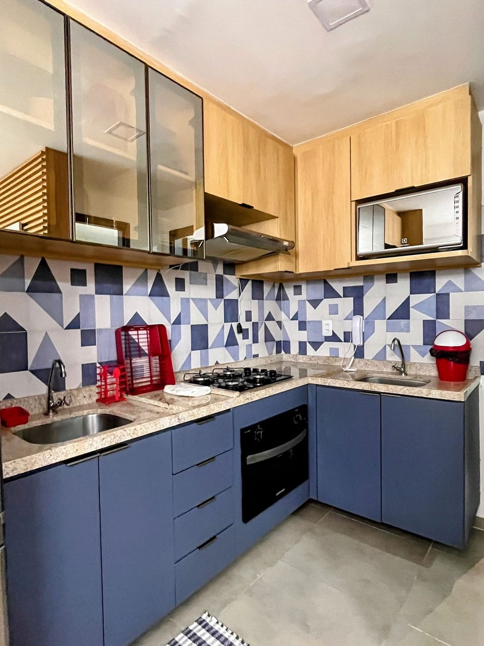 Apartment | Private kitchen | Fridge, microwave, stovetop, cookware/dishes/utensils
