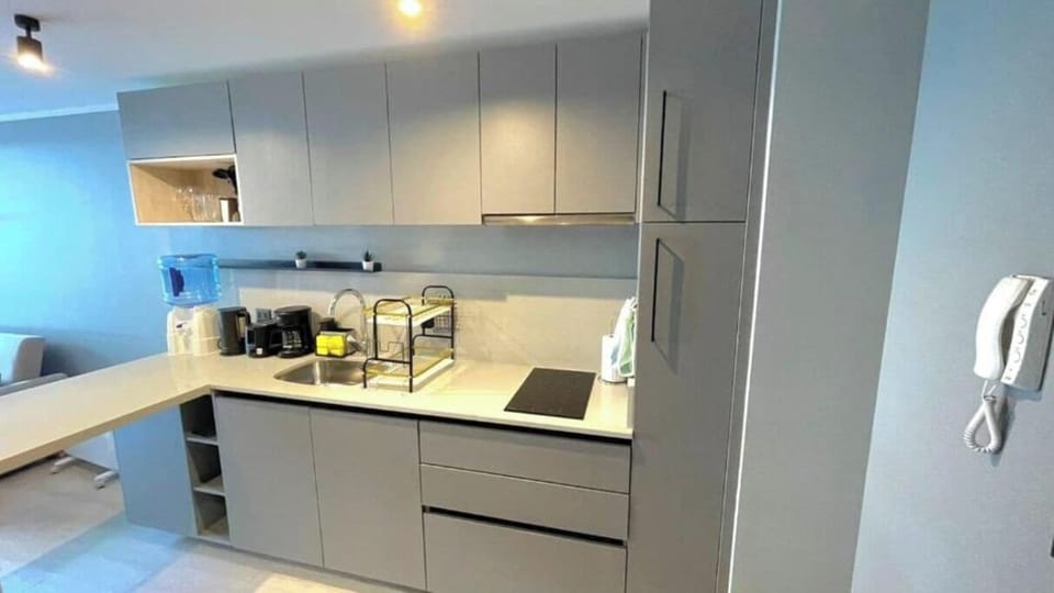 Basic Apartment | Private kitchen