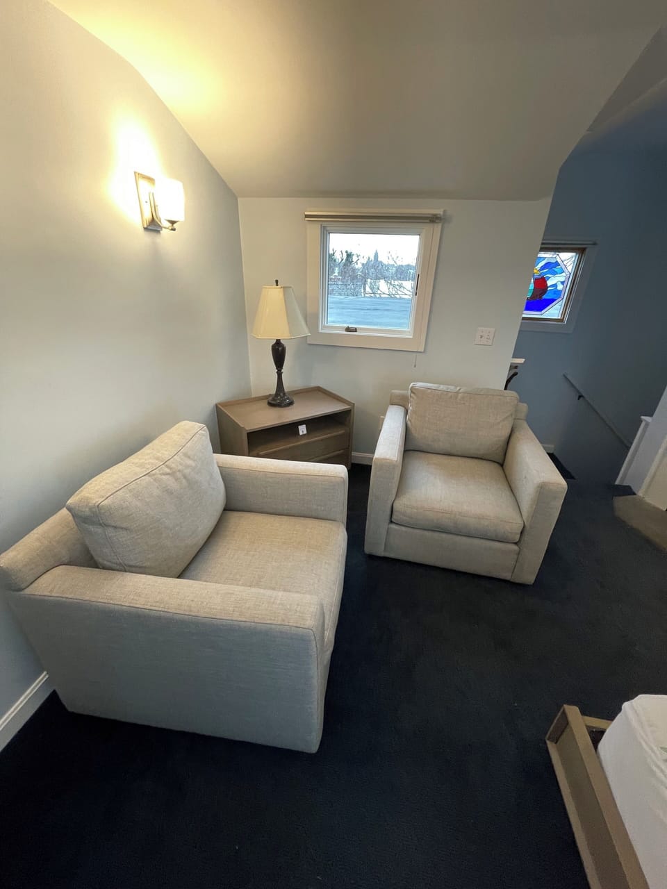 Superior Room, 1 Queen Bed | Premium bedding, iron/ironing board (on request), WiFi (free)