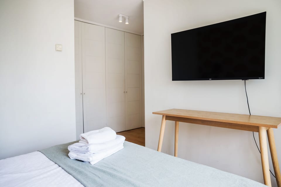 Apartment | Blackout drapes, iron/ironing board, WiFi (free)