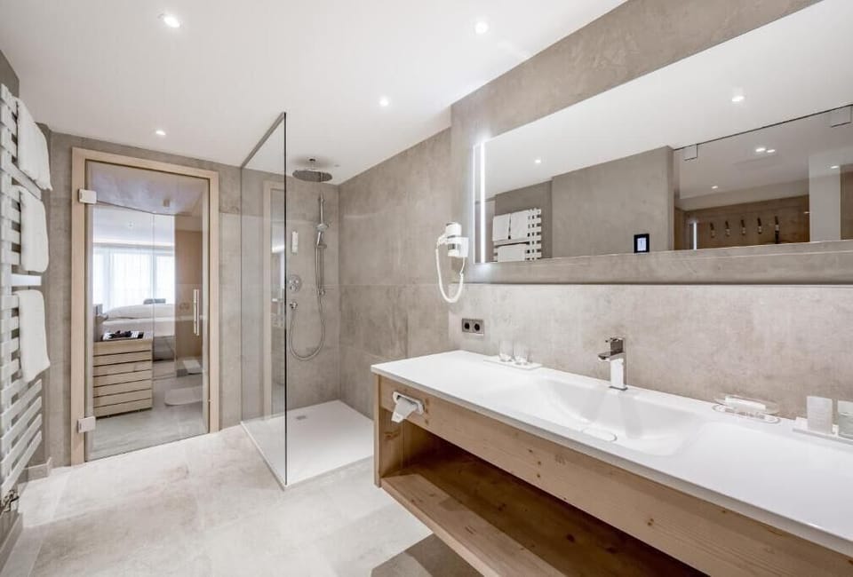 Junior Suite, Sauna, Mountain View | Bathroom | Slippers