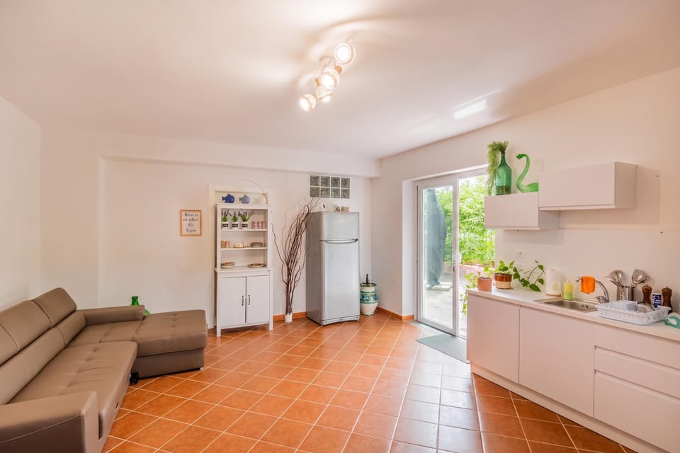 Standard House, 3 Bedrooms, Balcony (Casa Floris 3 En-Suite Doubles) | Interior