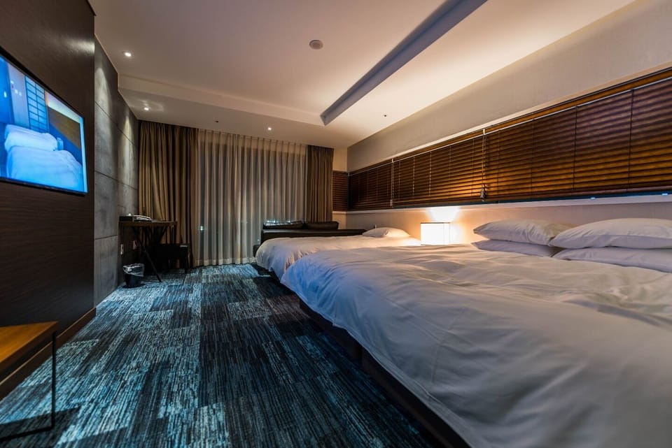 Premium Room, Balcony, Sea View | Down comforters, desk, WiFi (free)
