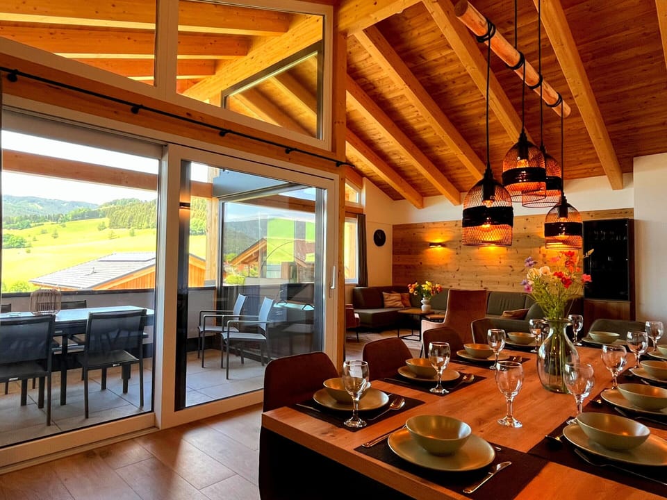 House | Dining
