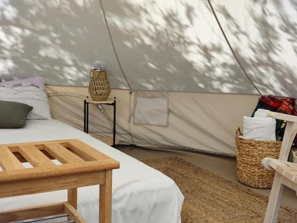 Deluxe Tent, Bay View | WiFi (free)