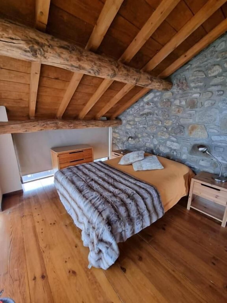 Superior Apartment, Balcony, Mountain View | Bed sheets