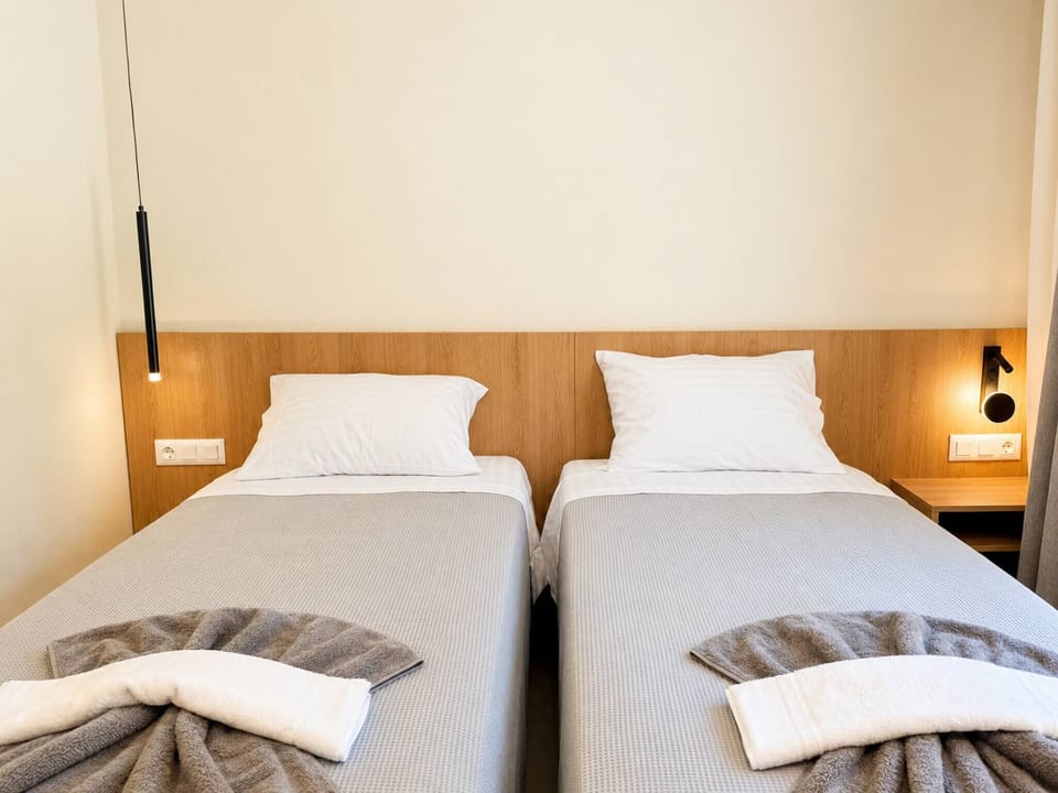 House, 2 Bedrooms, Smoking, Balcony | 2 bedrooms