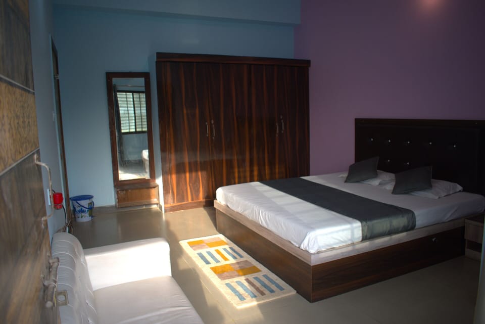 Deluxe Room, City View | WiFi (free)
