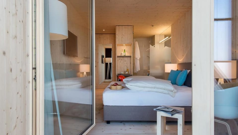 Double Room | Living area | Flat-screen TV