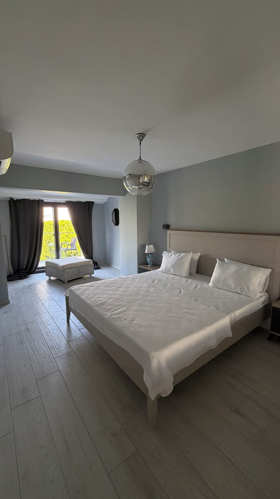 Superior Triple Room, Garden View | Premium bedding, iron/ironing board (on request), WiFi (free)