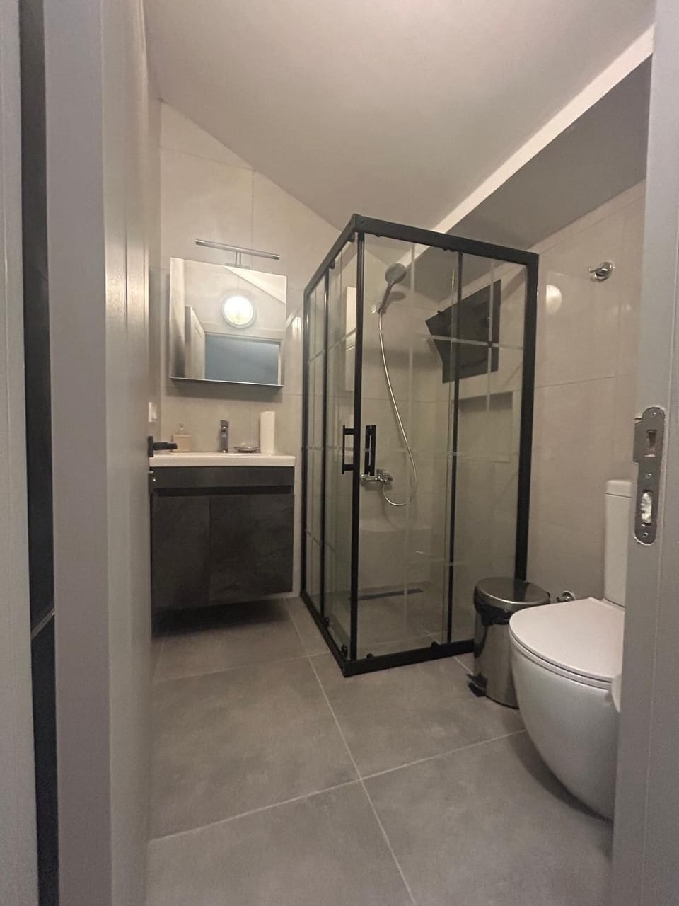 Superior Triple Room, Garden View | Bathroom | Shower, hair dryer, slippers, towels
