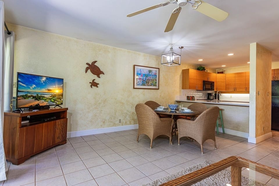 Apartment, 1 Bedroom | Dining