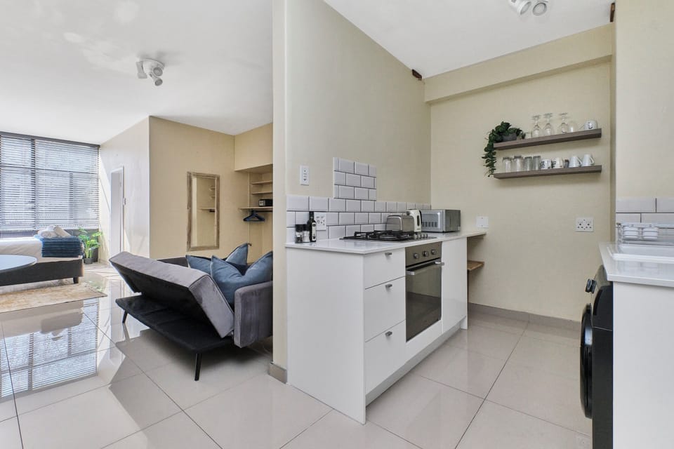Apartment, Non Smoking | Private kitchen