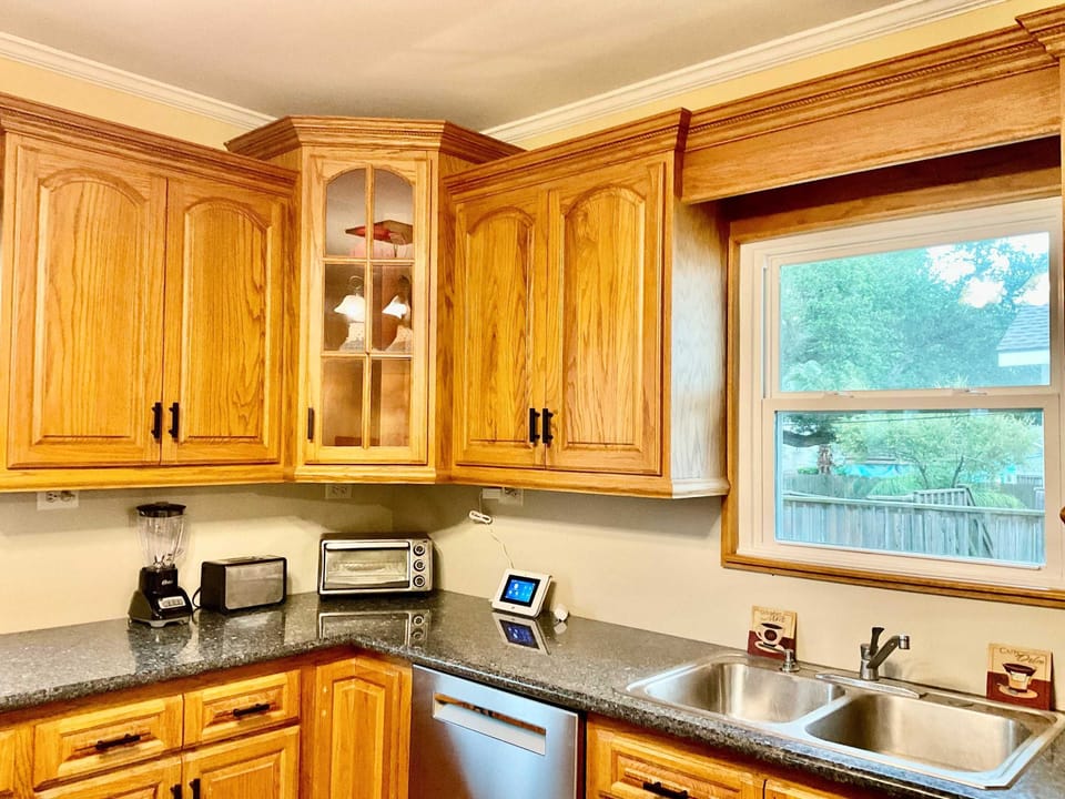 House, Multiple Beds, Garden View (East Blue Stay) | Private kitchen