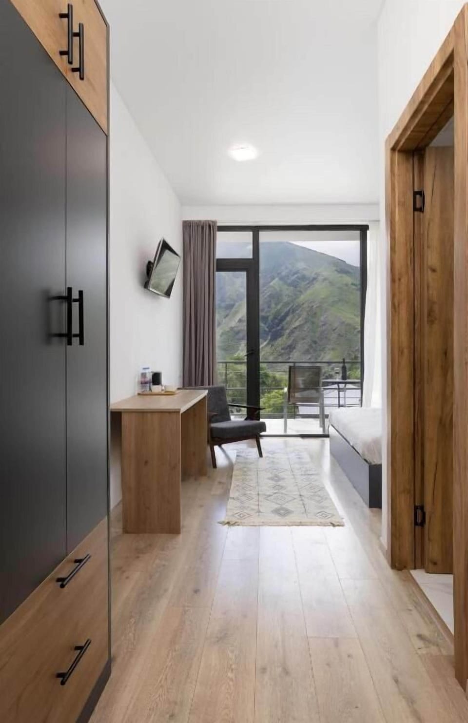 In-room safe, desk, soundproofing, iron/ironing board