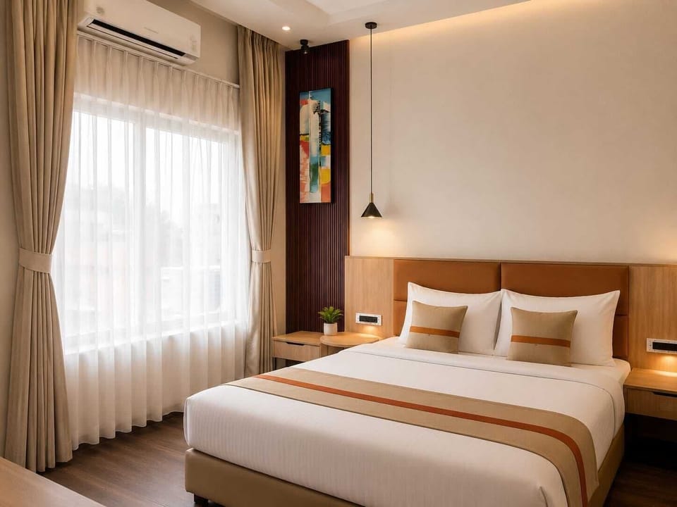 Executive Double Room | Hypo-allergenic bedding available, WiFi (free)
