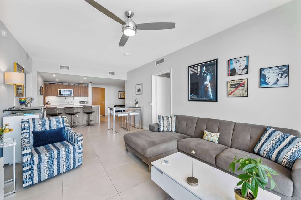 Condo, Multiple Beds, Balcony, City View (Beachside Breeze) | Living area