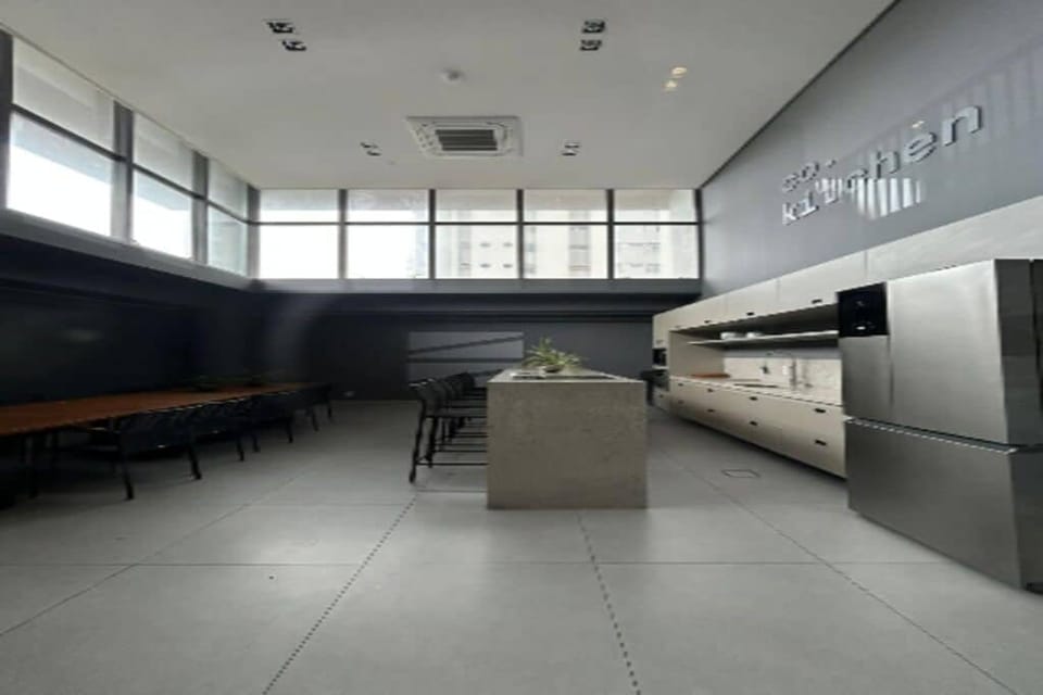 Luxury Apartment, City View | Interior