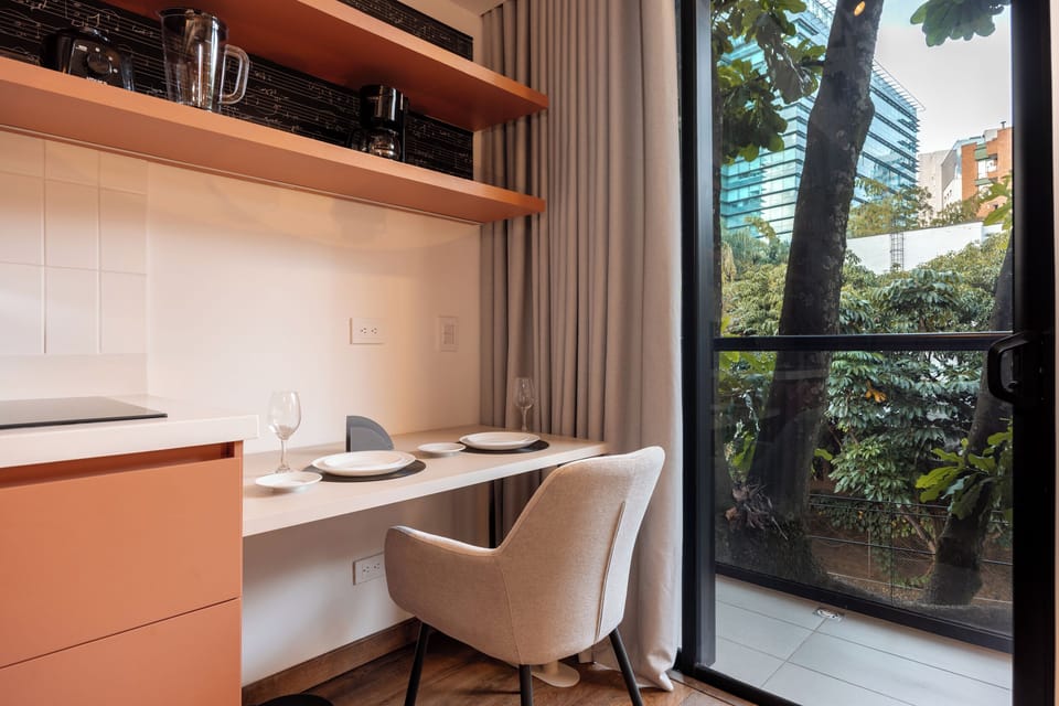 Superior Studio, 1 Double Bed, Balcony | Interior