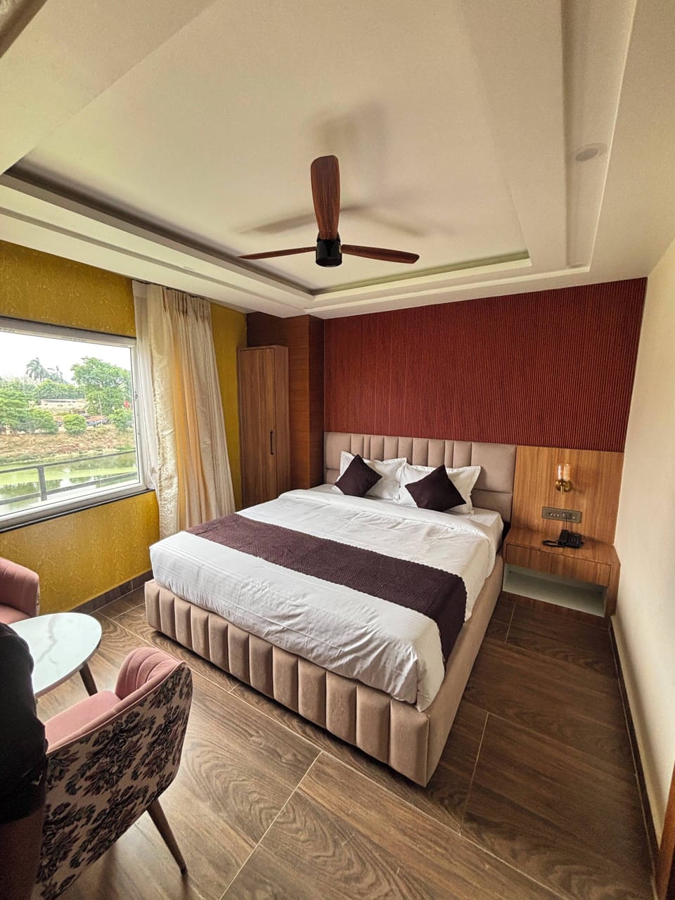 Deluxe Double Room | Premium bedding, minibar, desk, laptop workspace