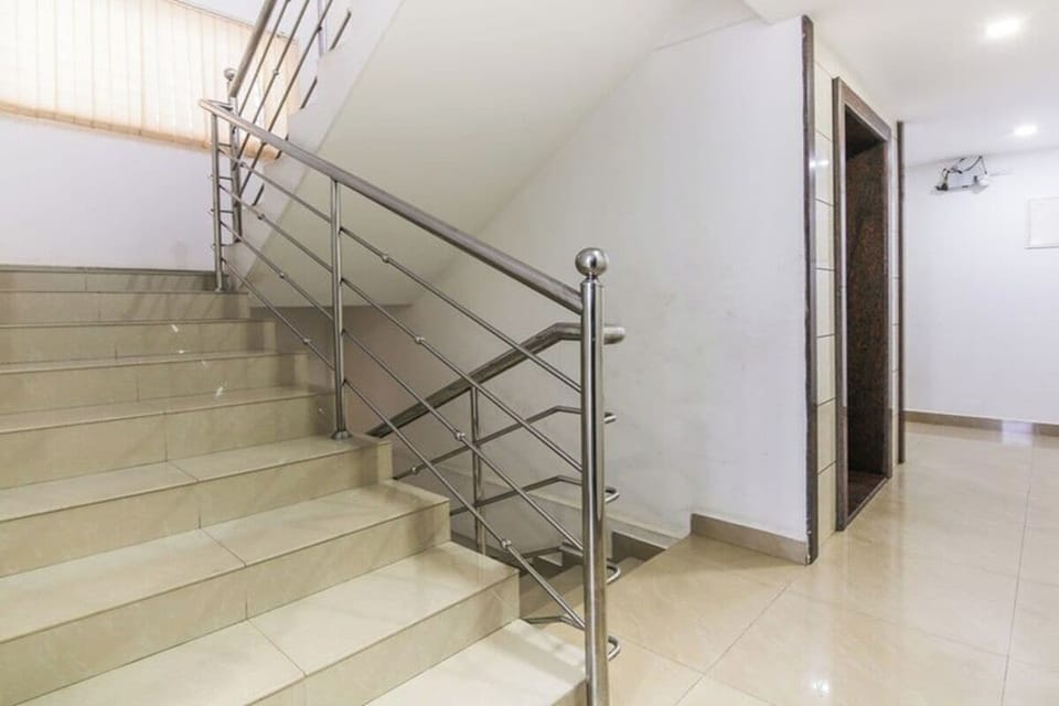 Swarna Residency Hotel in Kochi