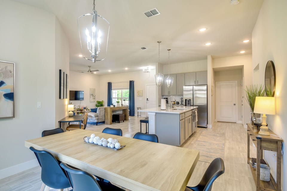 House (3 Bedrooms) | Interior