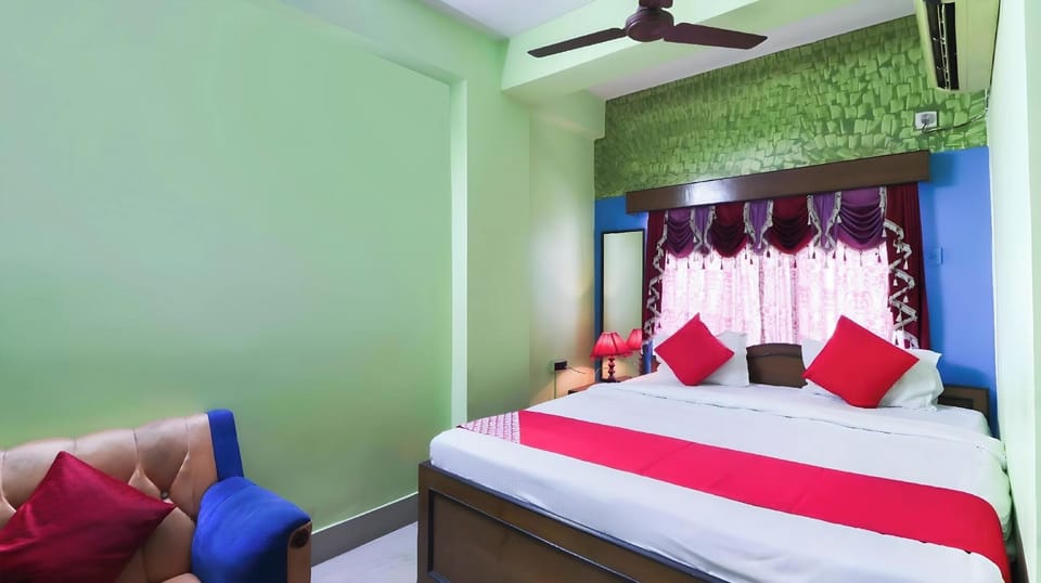 Deluxe Room, City View | Bed sheets
