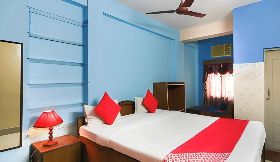 Deluxe Room, City View | Bed sheets