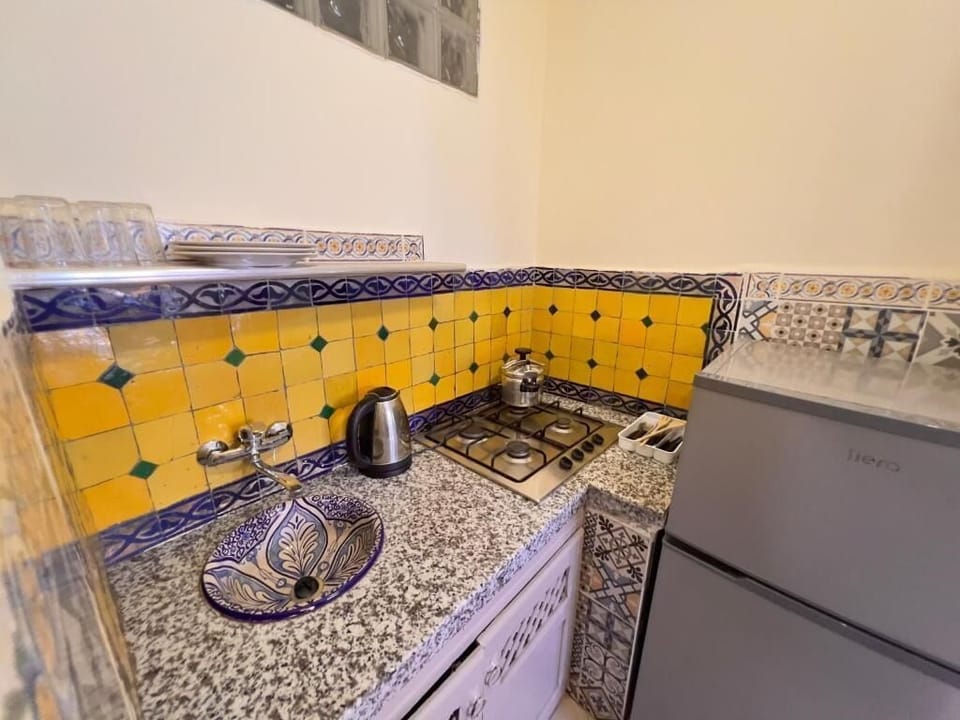 Deluxe Suite | Private kitchen