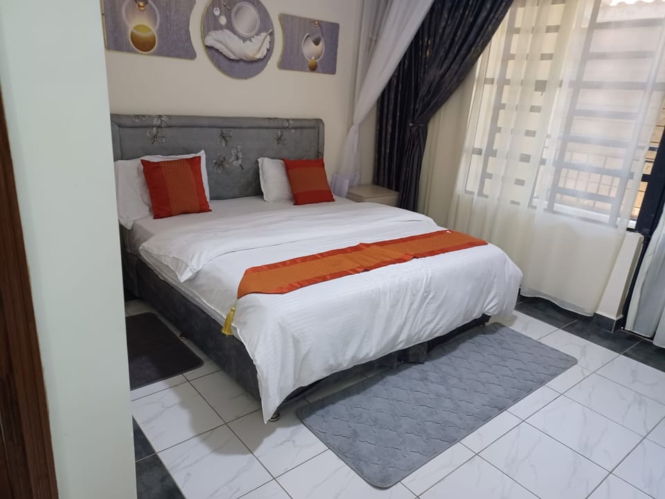 Deluxe Double Room, City View | Desk, laptop workspace, iron/ironing board, WiFi (free)