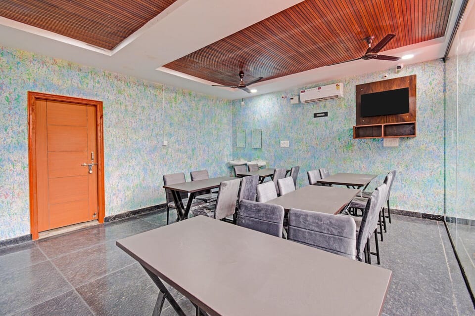 House | Dining