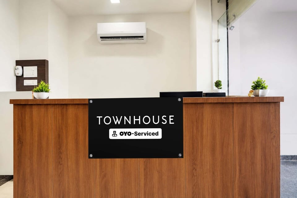 House | Reception