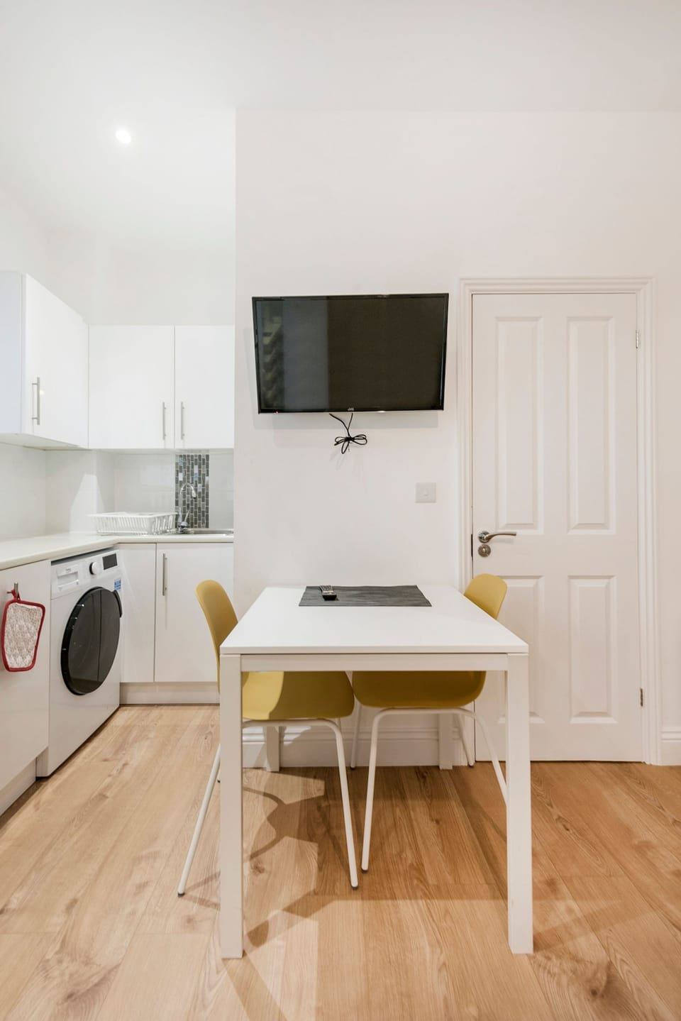 House | 1 bedroom