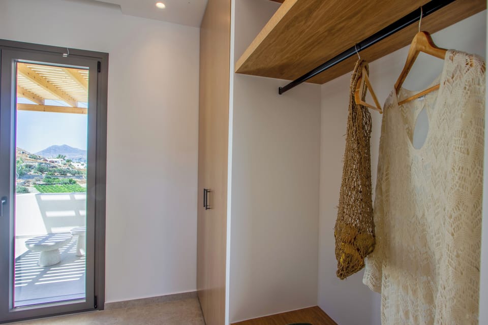 Apartment, Private Bathroom, Sea View | Interior