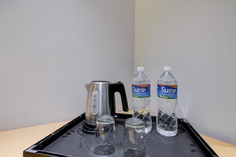 Basic Double or Twin Room, City View | Food and drink