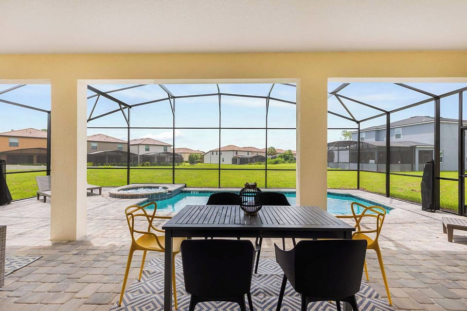 House, Patio, Courtyard View | Dining