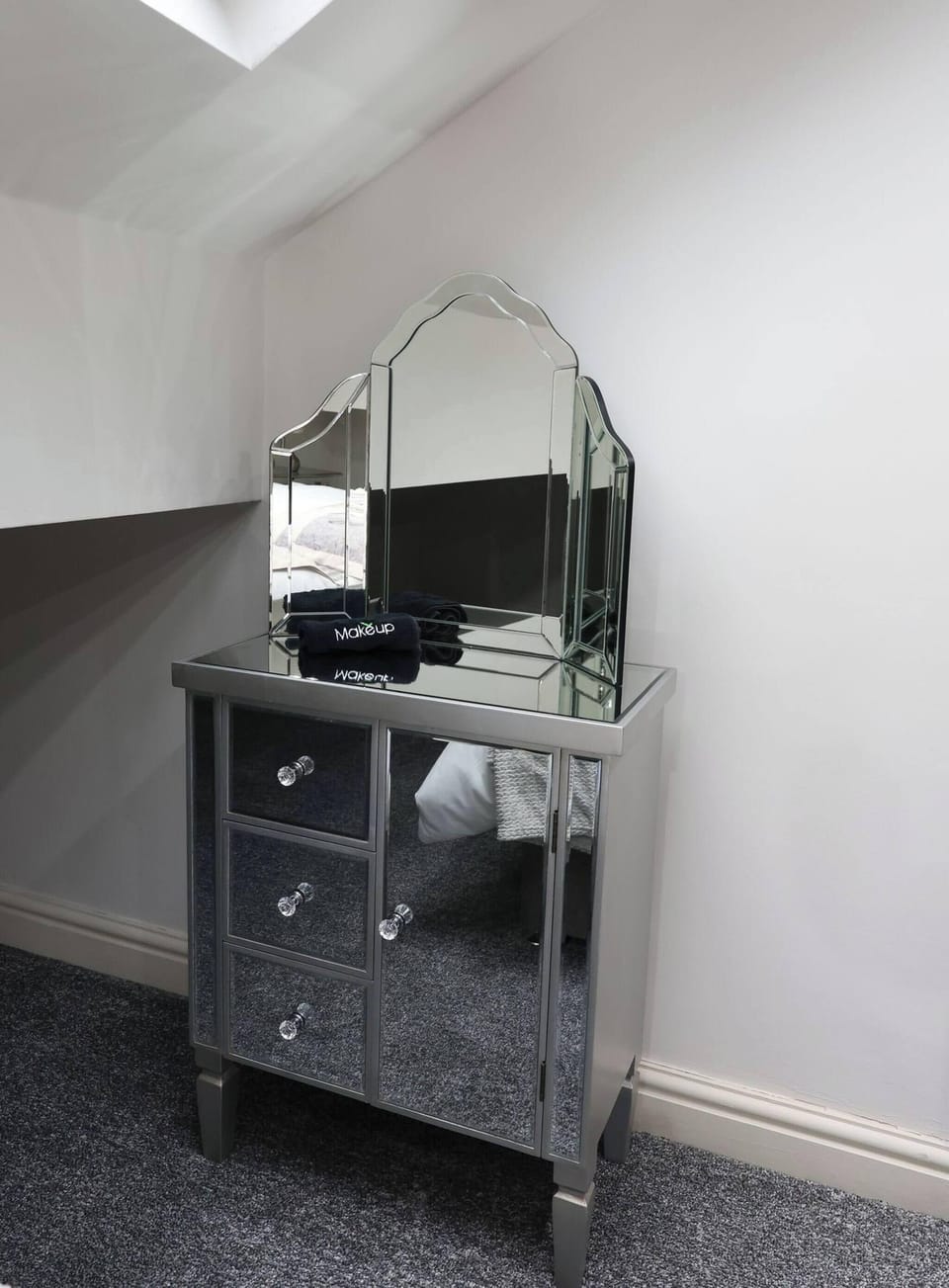 Contactors Welcome - Wifi - Games Room & Air Con House in Bradford