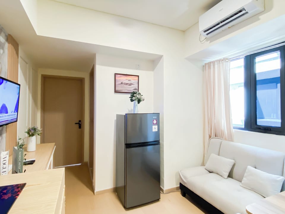 Standard Apartment | Living room
