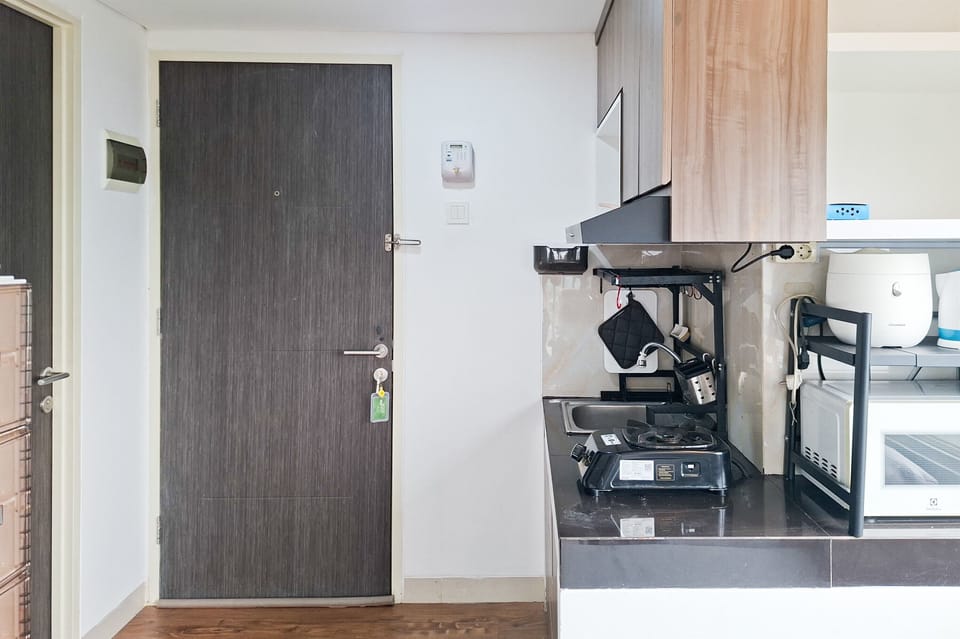 Standard Apartment | Private kitchen | Fridge