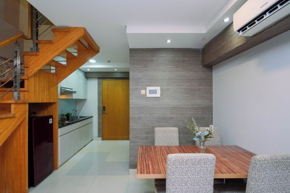 Standard Apartment | Dining room