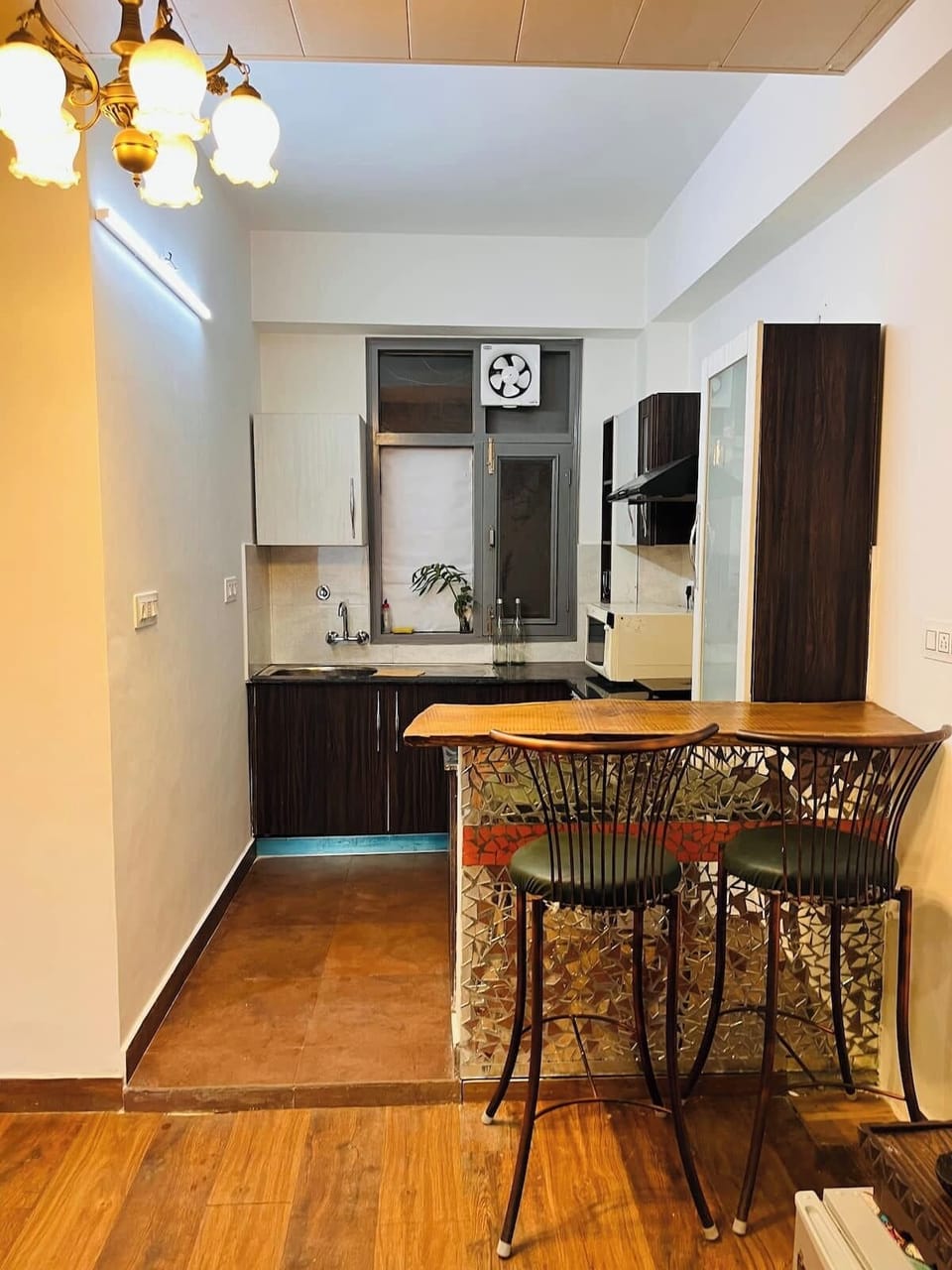 Deluxe Villa, Garden View | Desk, WiFi (free), bed sheets