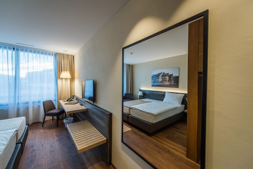 Double Room | Premium bedding, down comforters, in-room safe, desk