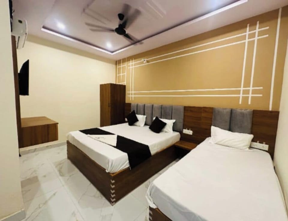 Deluxe Double Room | Bed sheets