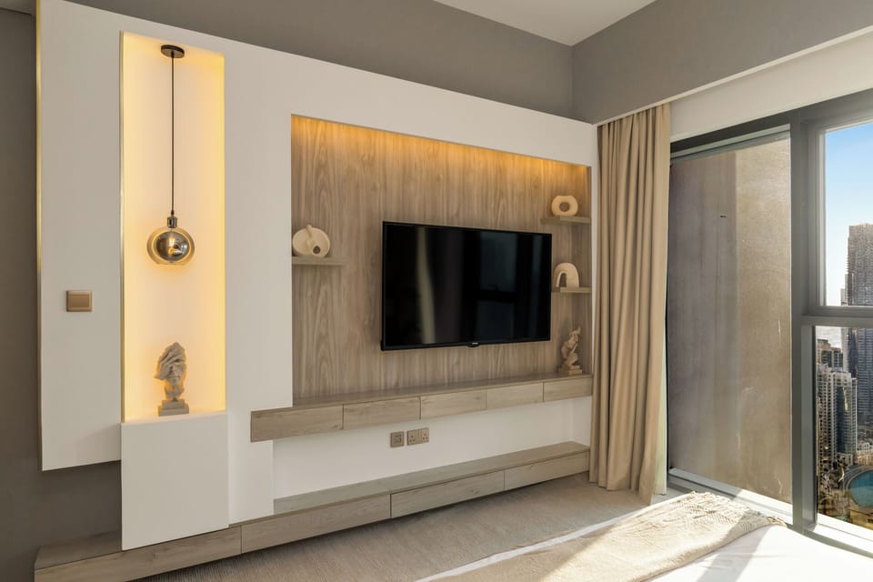 Luxury Apartment, Balcony, City View | In-room safe, blackout drapes, iron/ironing board, WiFi (free)
