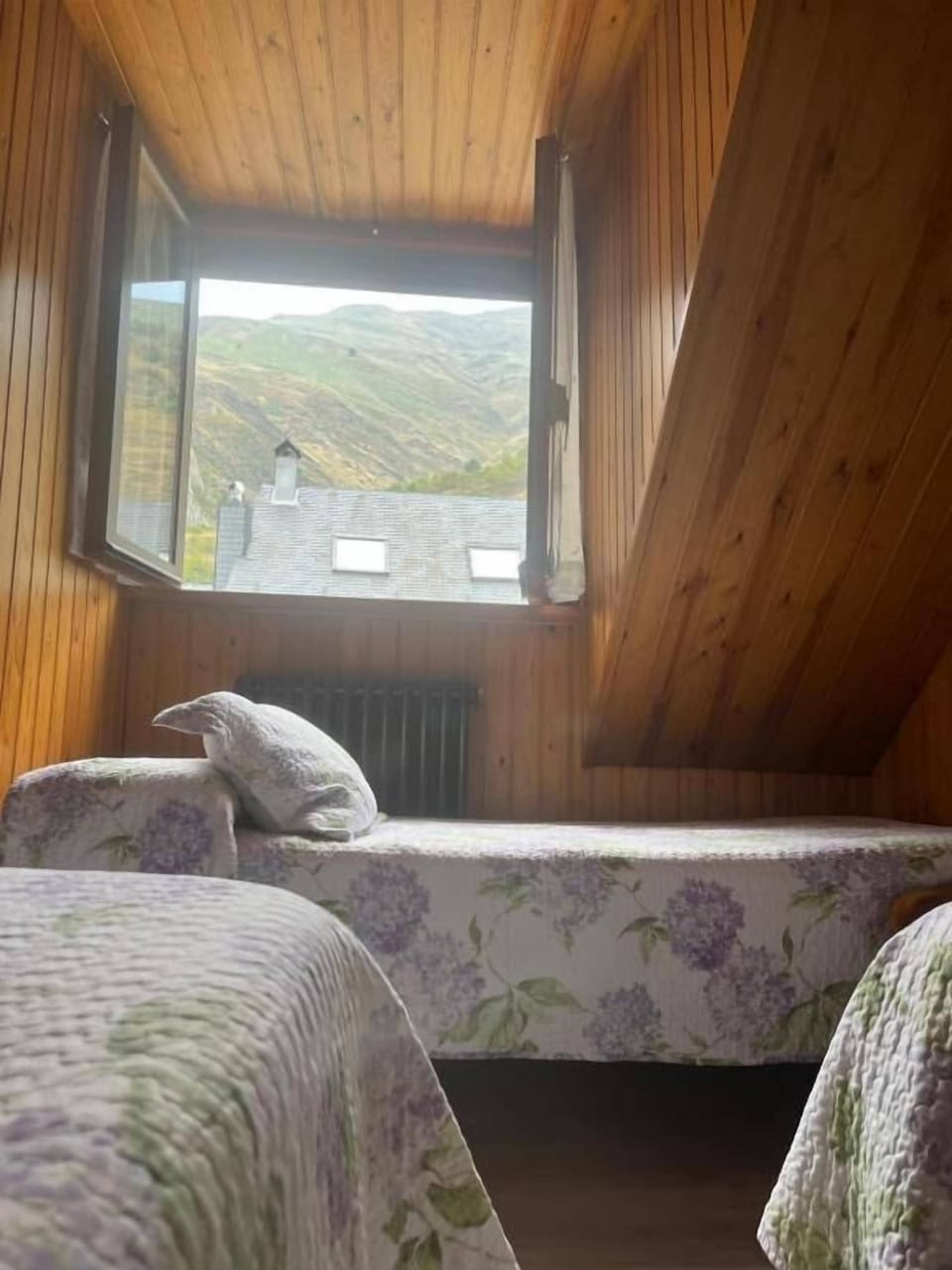 Standard Triple Room | WiFi (free)