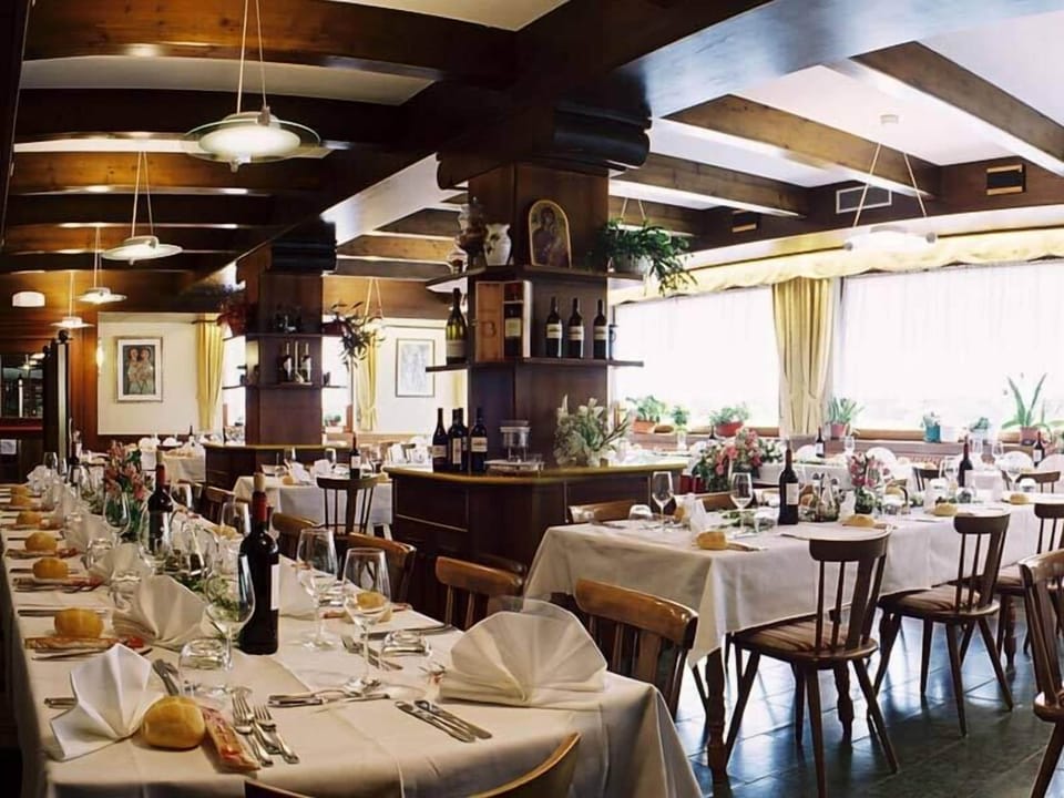 Lunch and dinner served, local cuisine