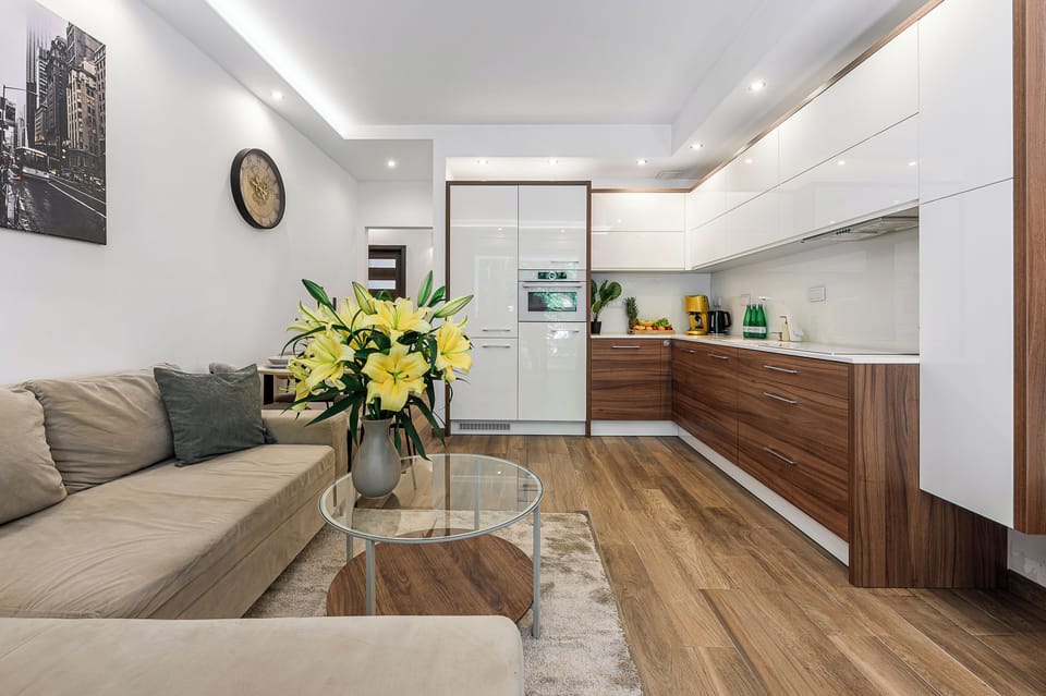 Deluxe Apartment, 2 Bedrooms, Courtyard View | Private kitchen | Espresso maker, electric kettle, highchair, griddle