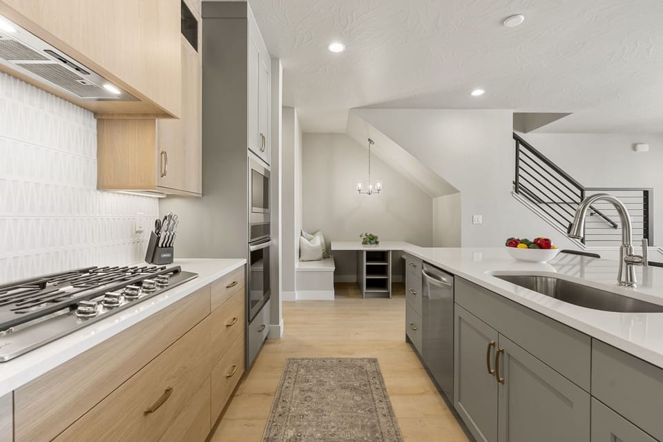 Townhome, 4 Bedrooms | Private kitchen | Coffee/tea maker, fridge, oven, toaster