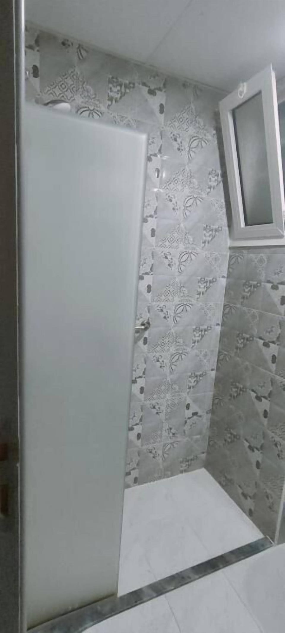 Combined shower/tub, hair dryer, towels, soap
